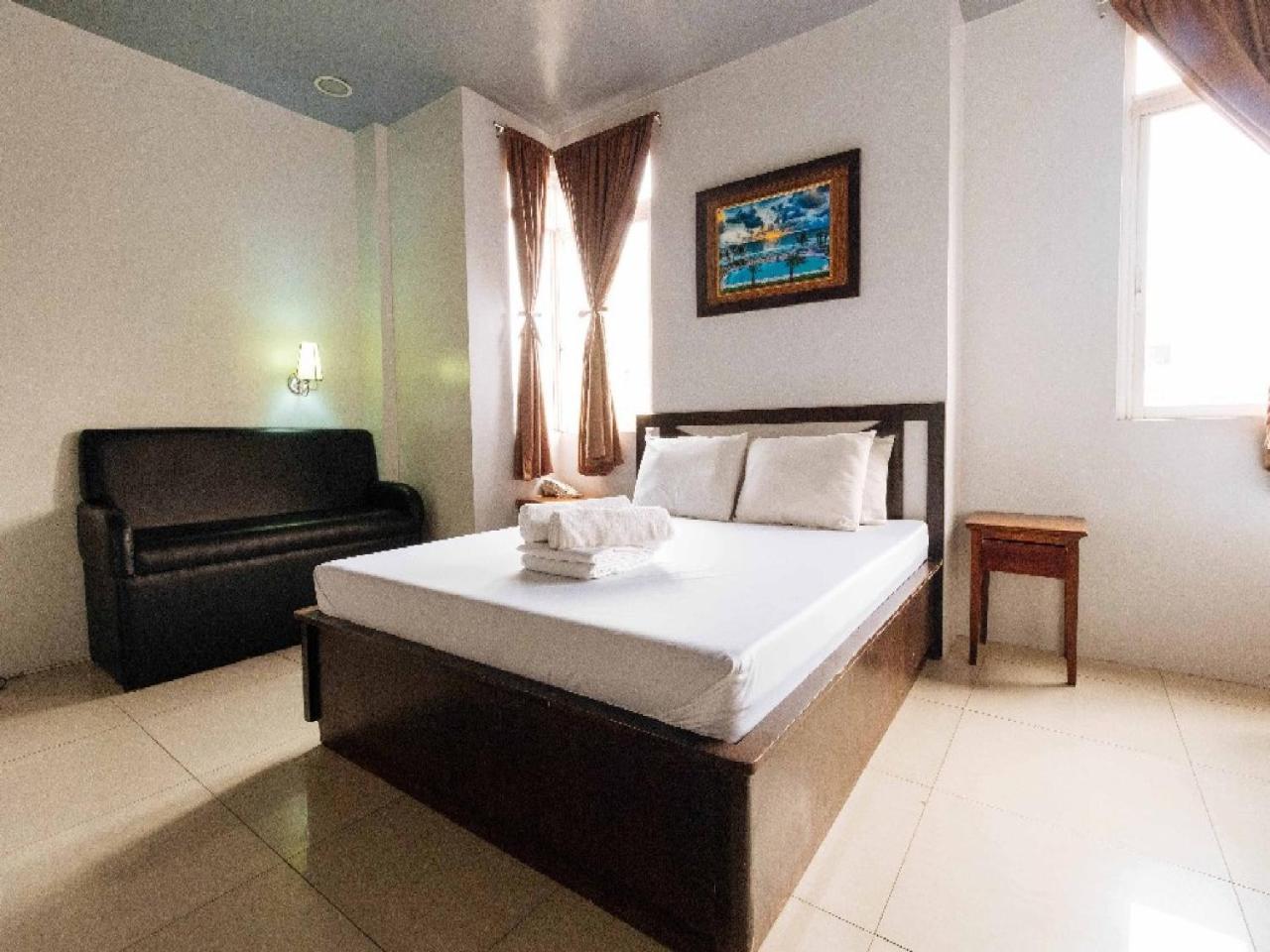 Getz Hotel Manila Exterior photo